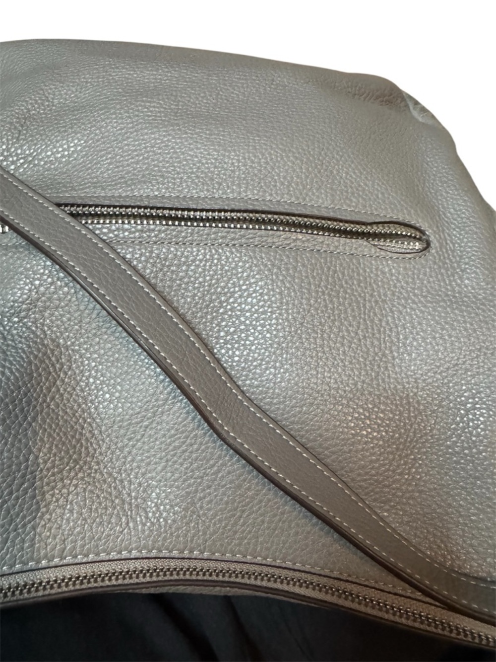 Coach Pennie Hobo bag, pebbled leather in Heather Gray EUC - Picture 8 of 11